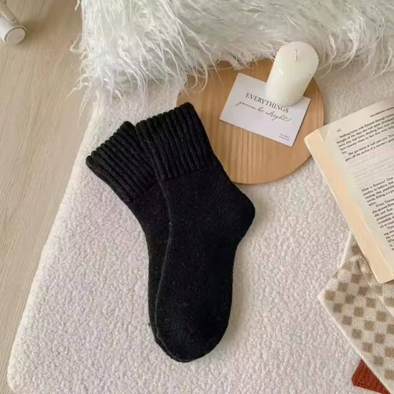 Lot de 5 paires de bas d’hiver en laine pour femme – Chauds, doux et relaxants | Élanor - Arctika™