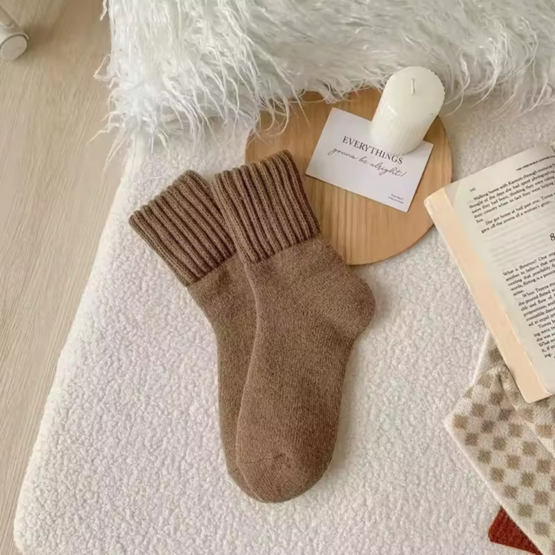Lot de 5 paires de bas d’hiver en laine pour femme – Chauds, doux et relaxants | Élanor - Arctika™