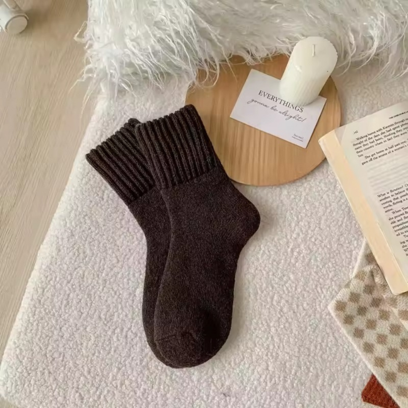 Lot de 5 paires de bas d’hiver en laine pour femme – Chauds, doux et relaxants | Élanor - Arctika™